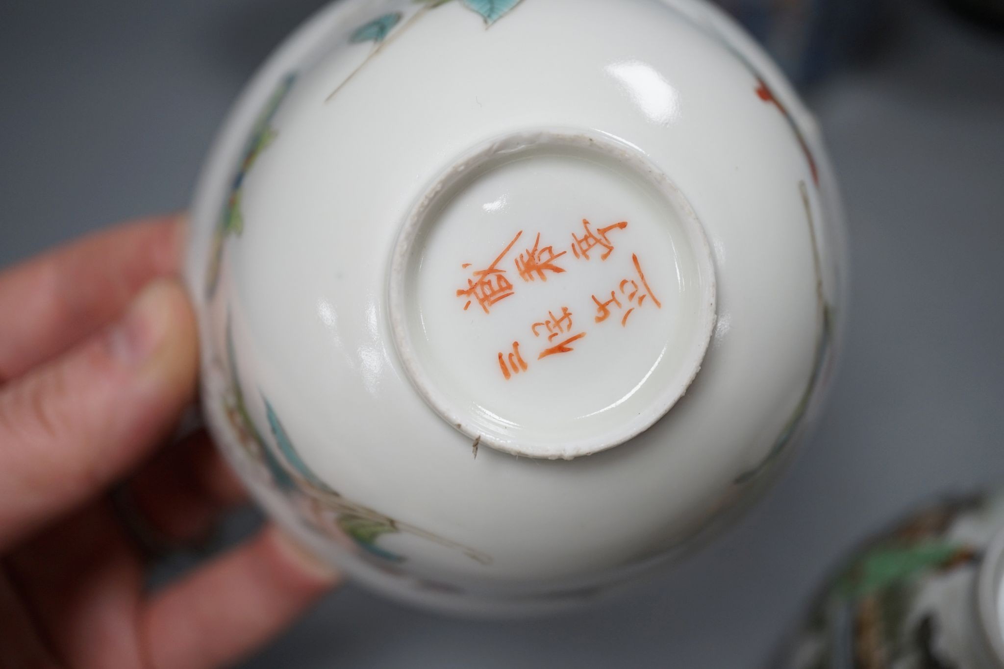 A group of Japanese porcelain tea wares and a rice bowl and cover